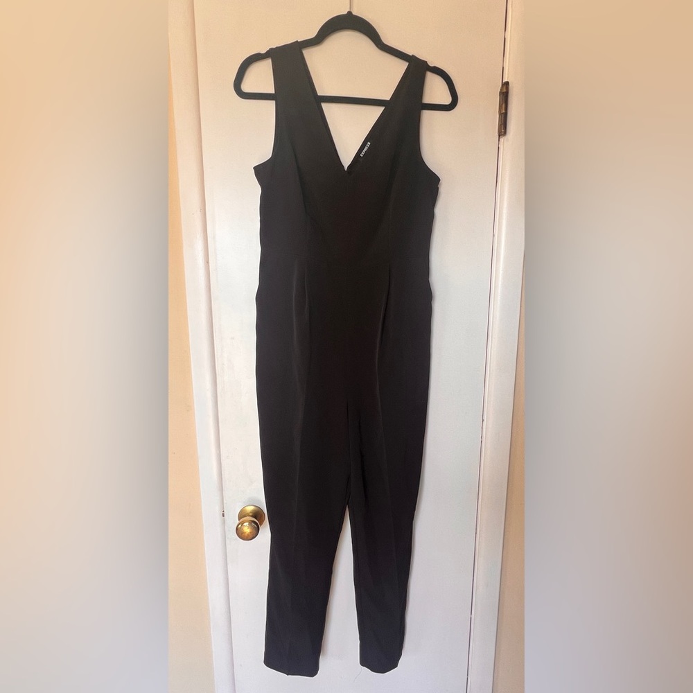 Express Black Jumpsuit with Pockets - Size Small